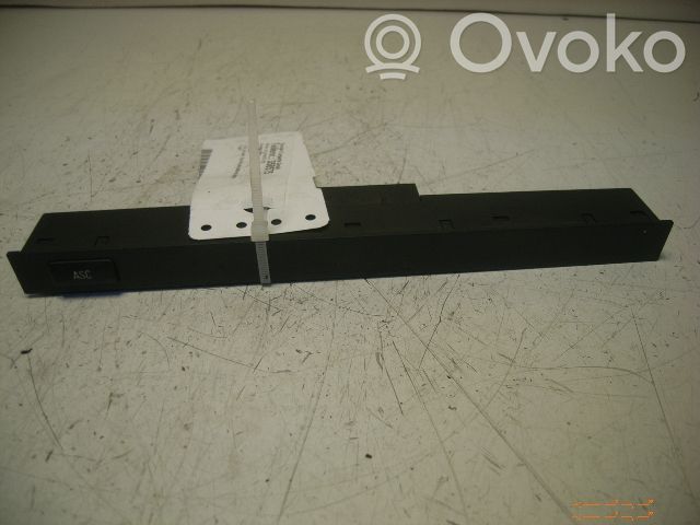 Bouton interrupteur programme de stabilité ESP   61318373707