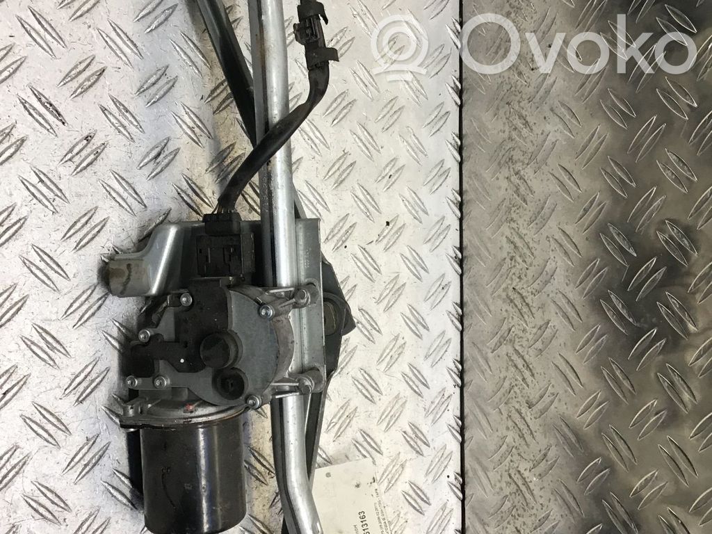 Stikla tīrītāja motoriņš