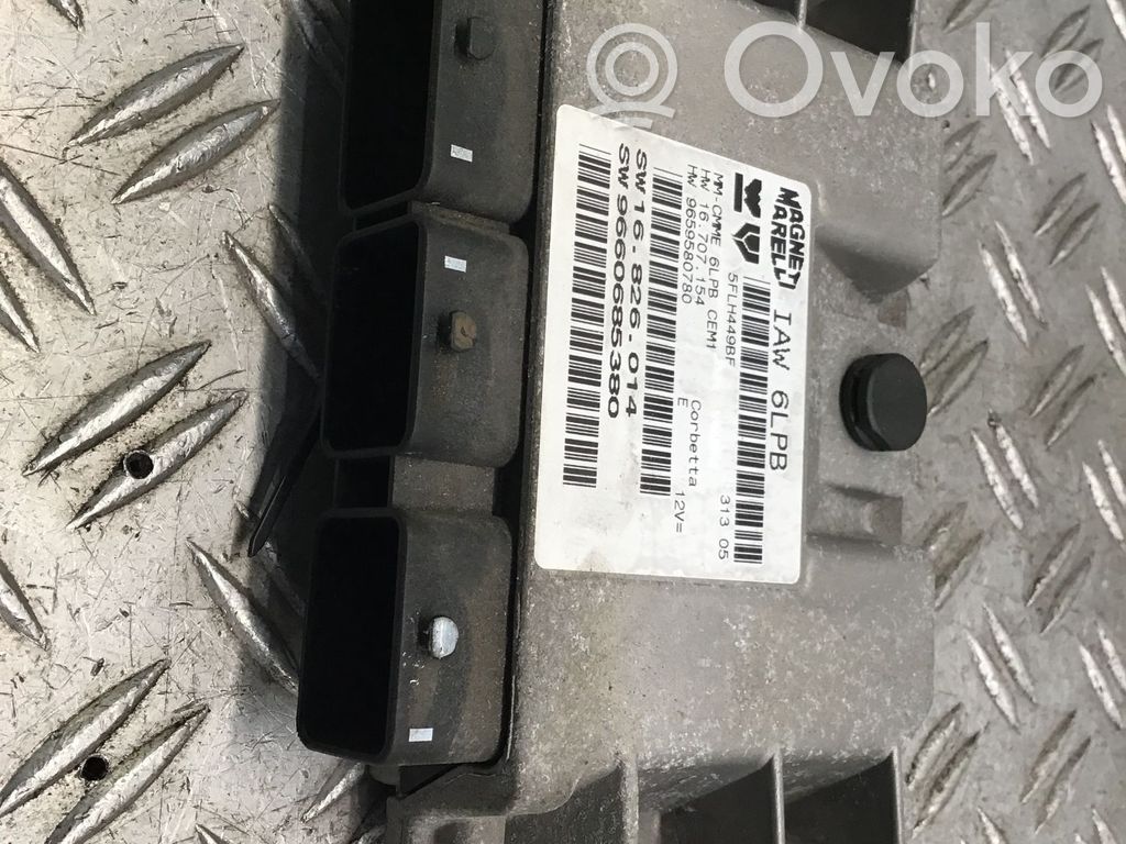 Peugeot 407 Engine control unit/module 