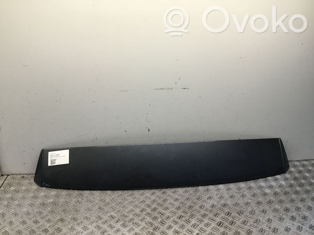 Spoileris galinio dangčio   22944915