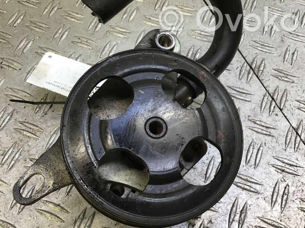 Ohjaustehostimen pumppu   GE4T32650A