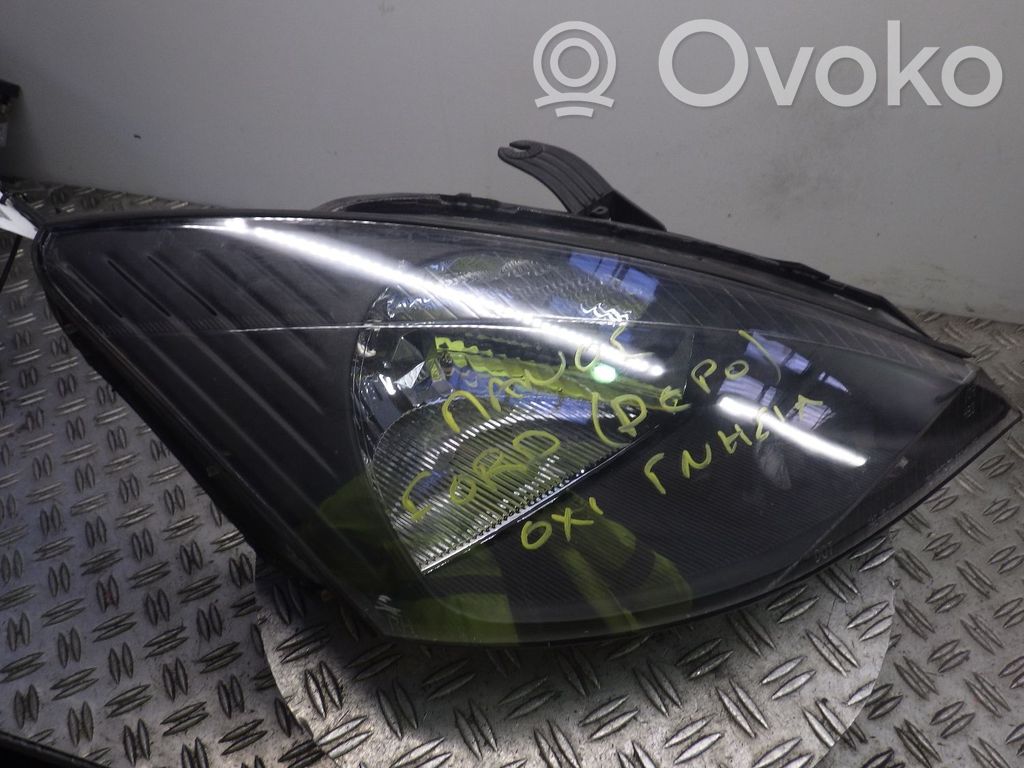 Ford Focus Headlight/headlamp 