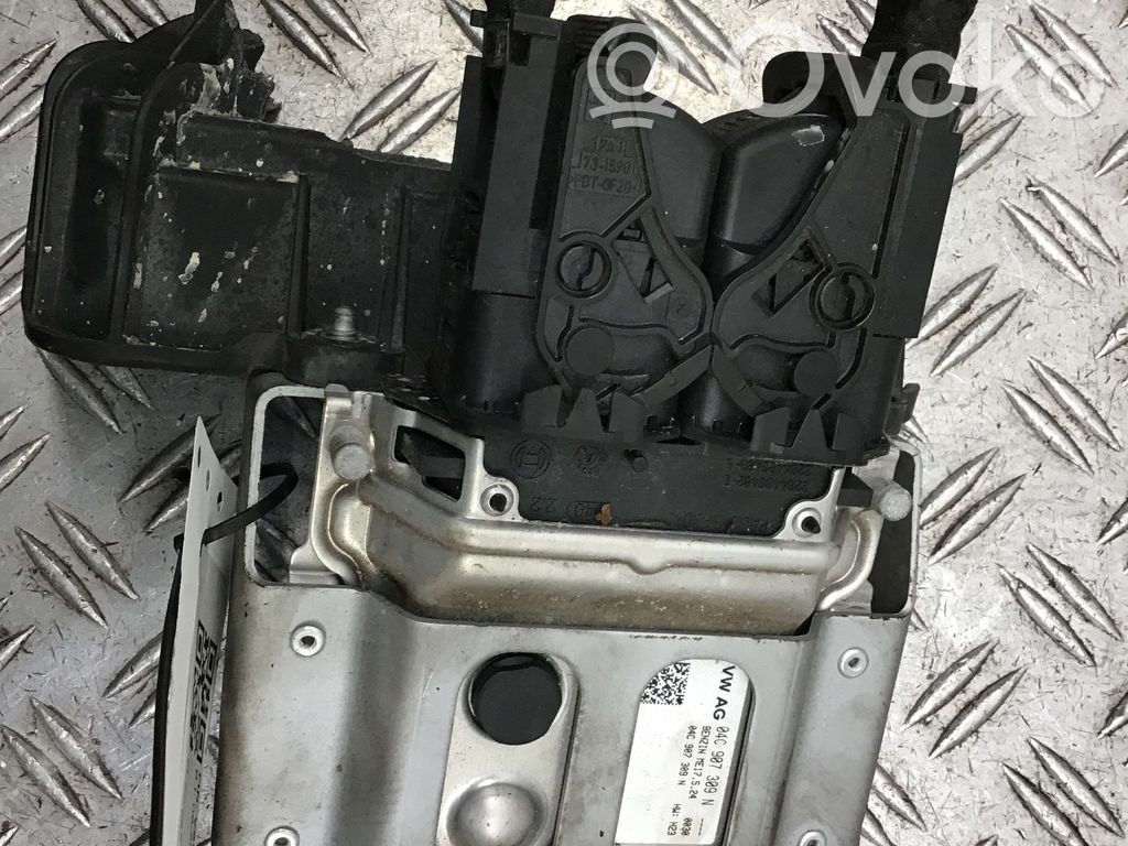 Engine control unit/module   04C907309N