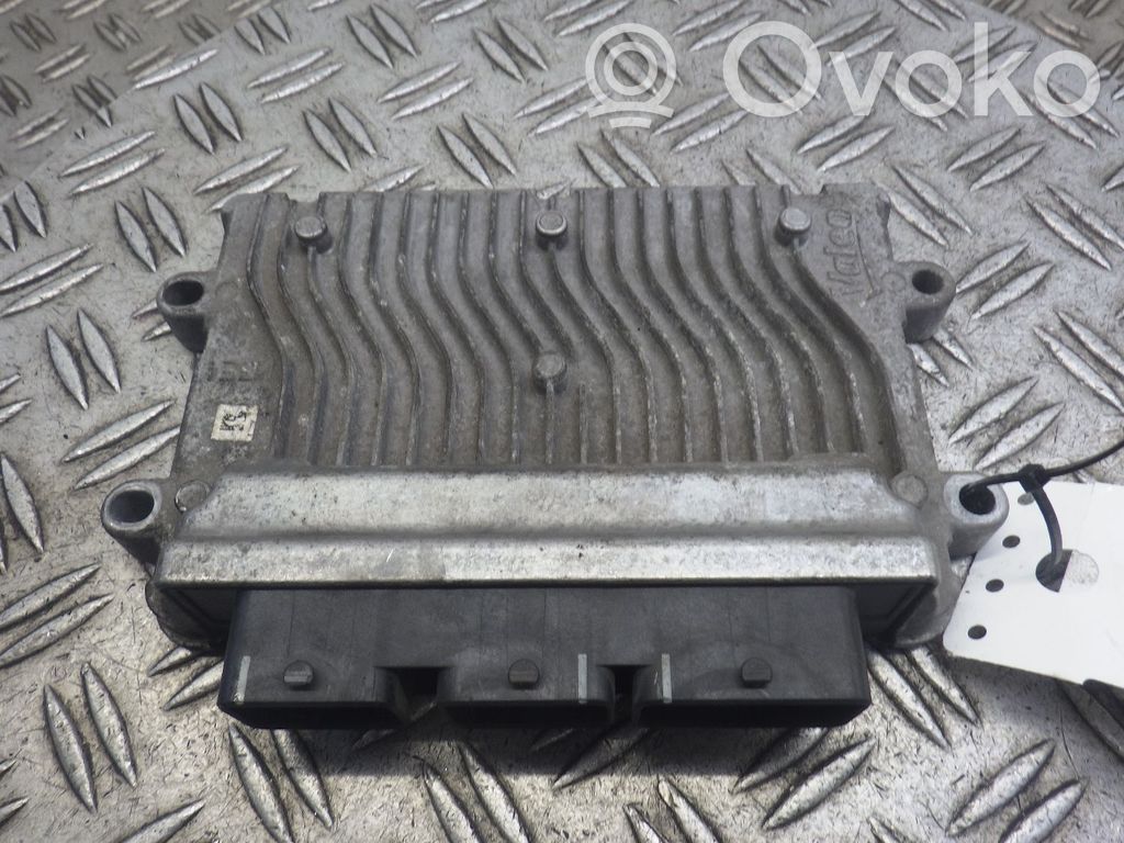 Peugeot 206+ Engine control unit/module 