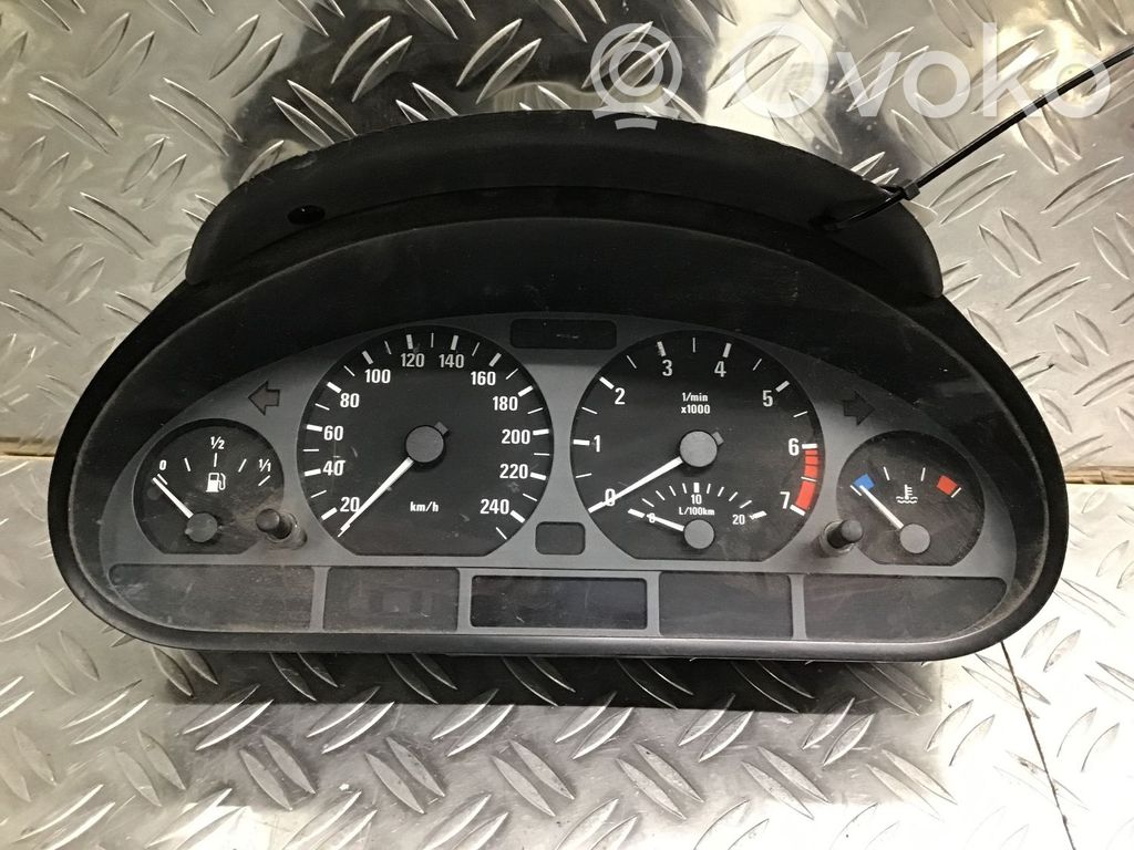 Mercedes-Benz CLS C219 Speedometer (instrument cluster) 