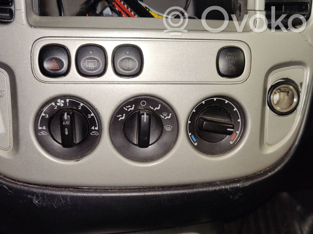 Ford Maverick Climate control unit 