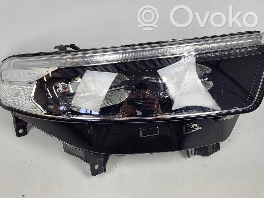 Ford Explorer VI Scheinwerfer 
