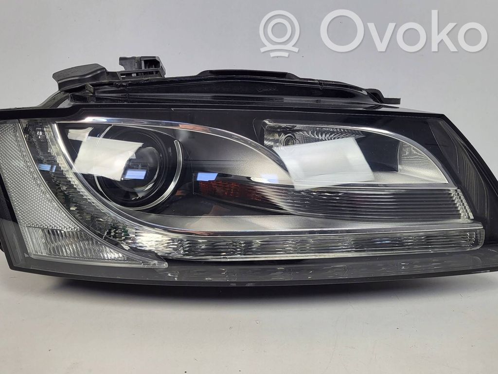 Audi A5 8T 8F Phare frontale 