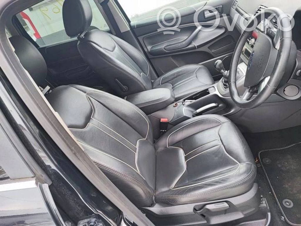 Ford Kuga I Seat set 