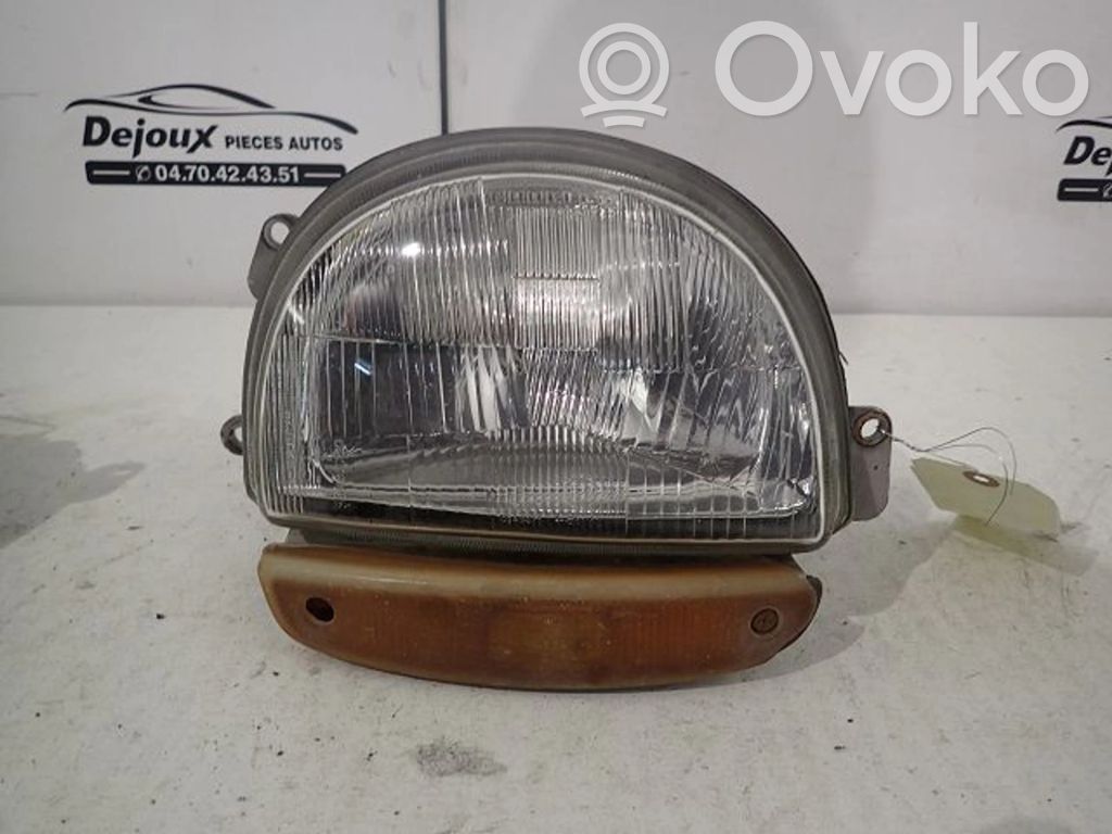 Renault Twingo I Headlight/headlamp 
