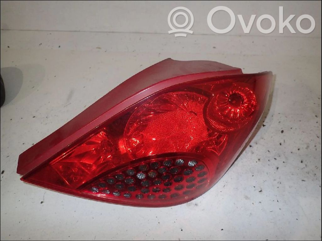 Peugeot 207 Lampa tylna 