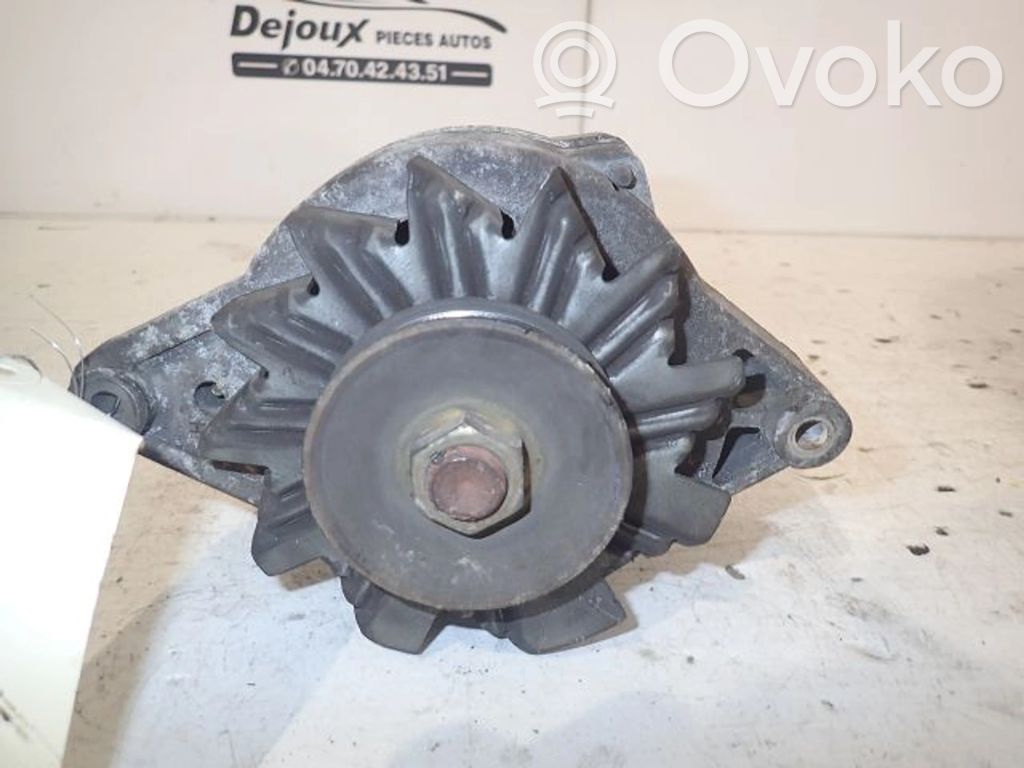 Opel Corsa B Generator/alternator 