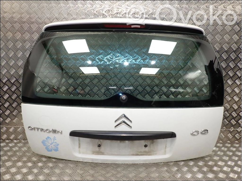 Tailgate/trunk/boot lid   8701Q2