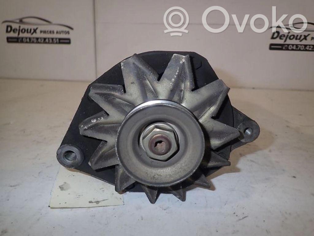 Renault Clio I Generator/alternator 