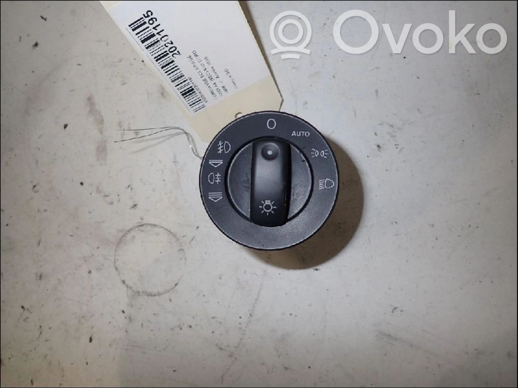 Audi A4 S4 B7 8E 8H Indicator stalk 