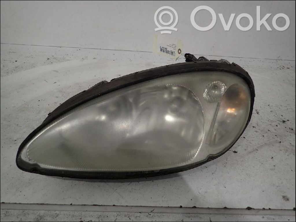 Chrysler PT Cruiser Headlight/headlamp 
