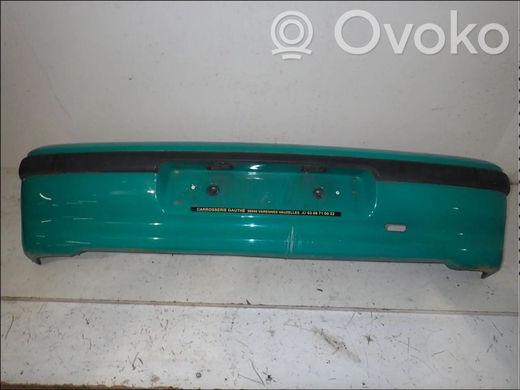 Peugeot 106 Parachoques 