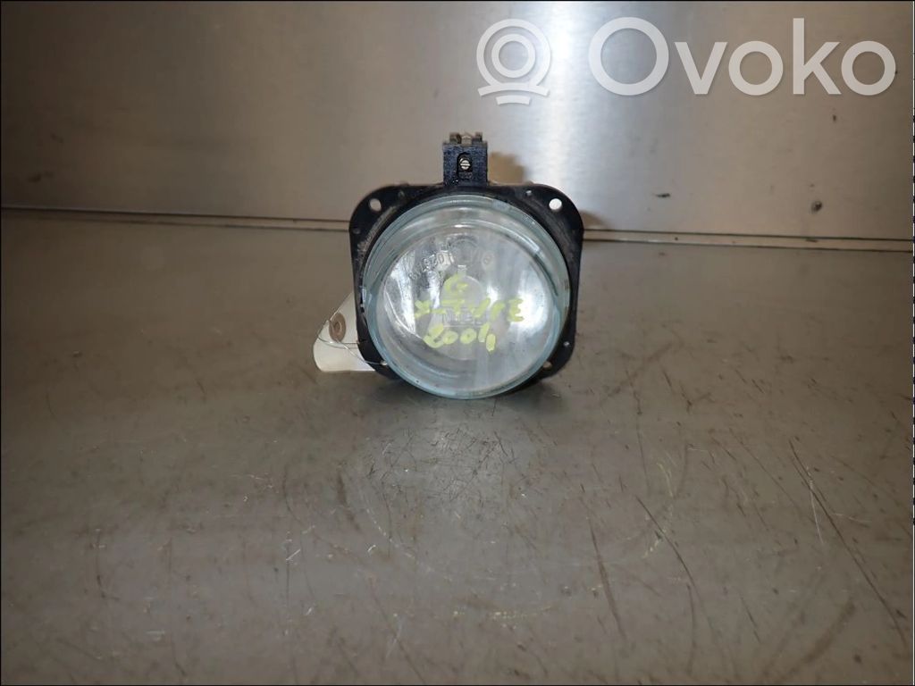 Luz de niebla delantera   C2S1740