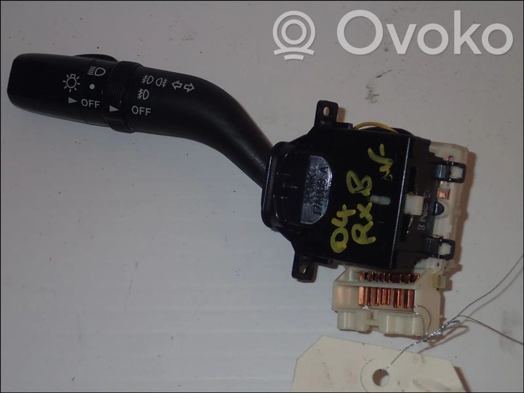 Suuntavilkun vipu   GR2F66122