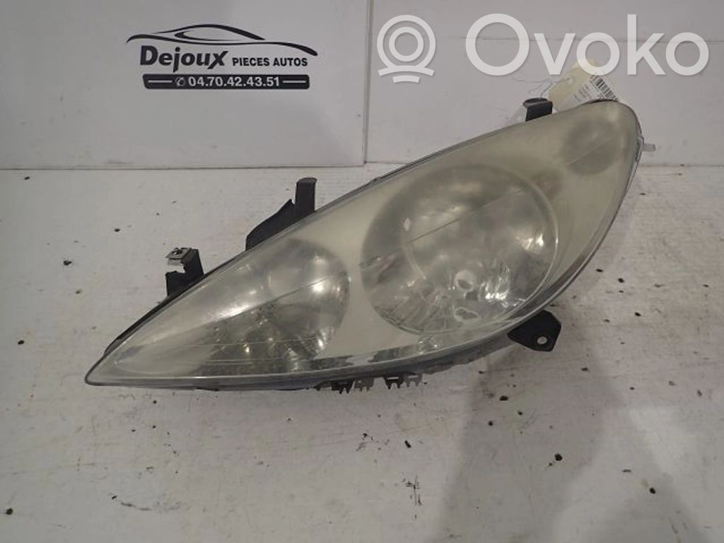Peugeot 307 Lampa przednia 