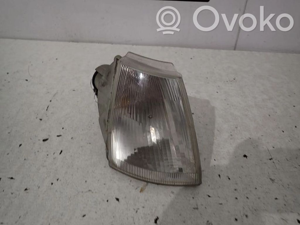 Renault Clio I Front indicator light 