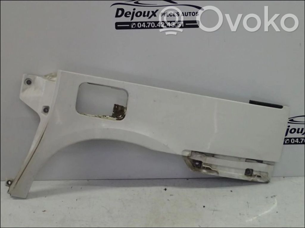 Panel lateral trasero