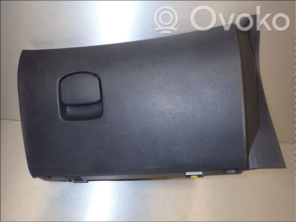 Opel Corsa D Daiktadėžė 