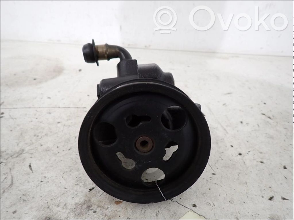 Ford Fiesta Power steering pump 