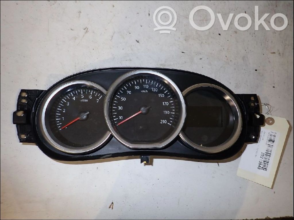 Dacia Sandero Speedometer (instrument cluster) 