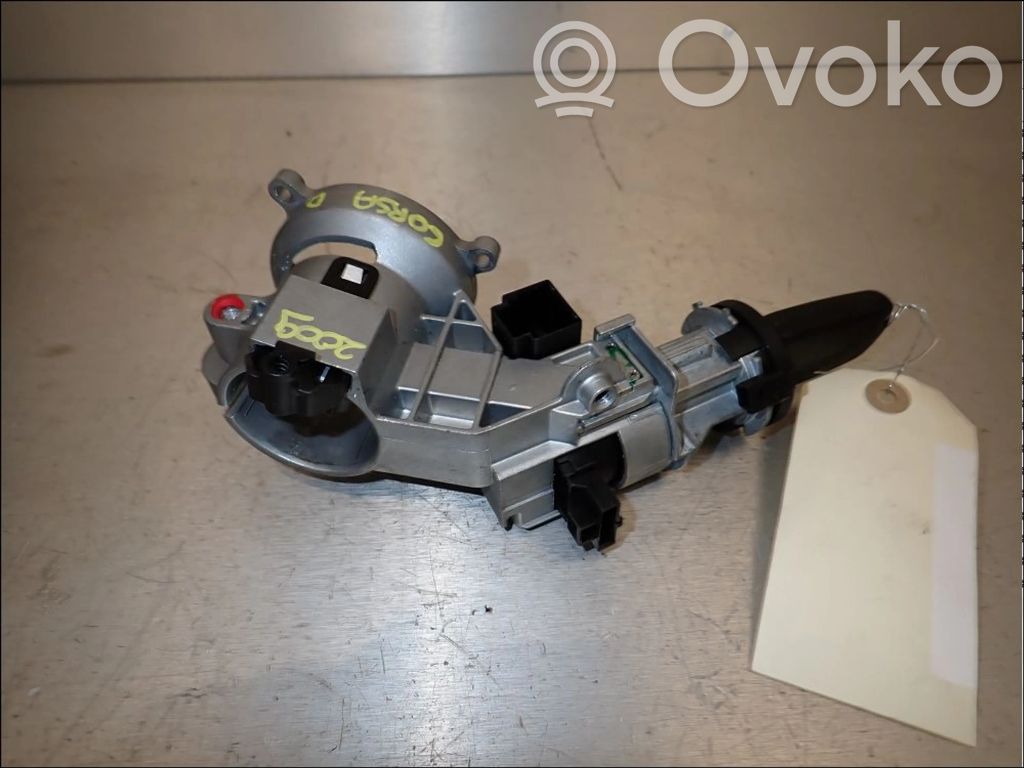 Opel Corsa D Vairo užraktas 