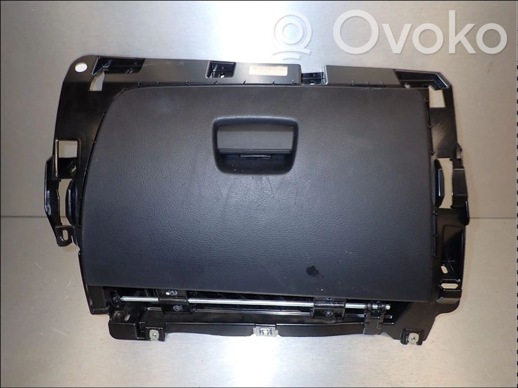 BMW X1 E84 Glove box 