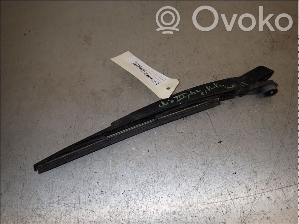 Renault Clio III Rear wiper blade arm 