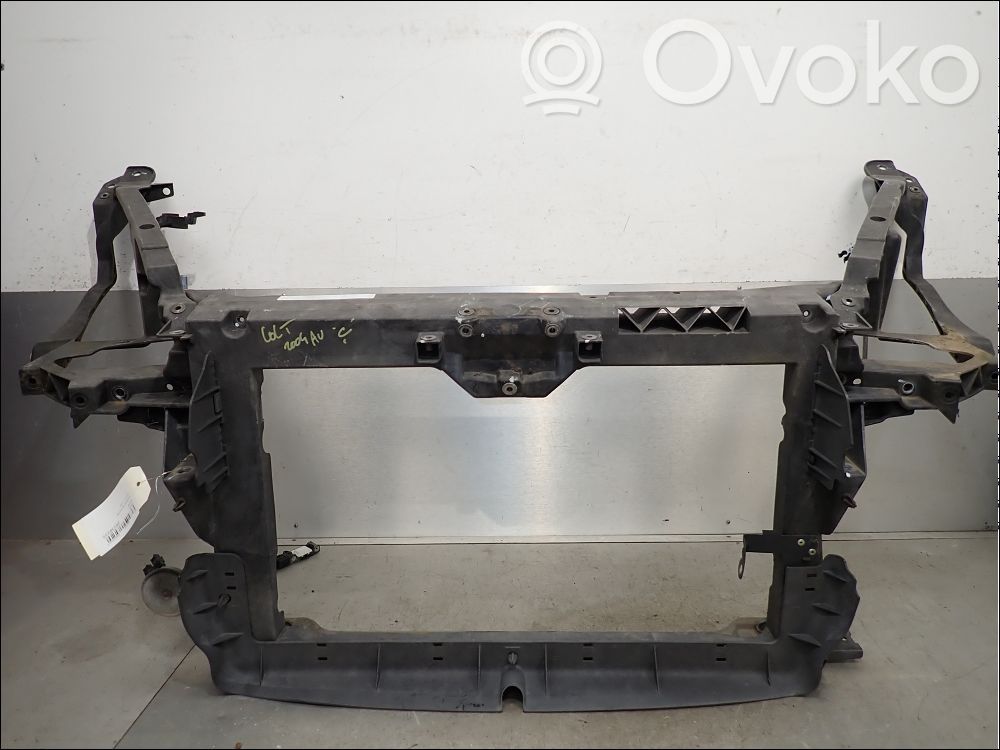 Mitsubishi Colt Radiatorių panelė 