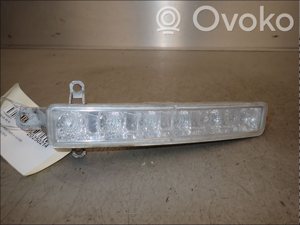 Peugeot Partner Headlight/headlamp 