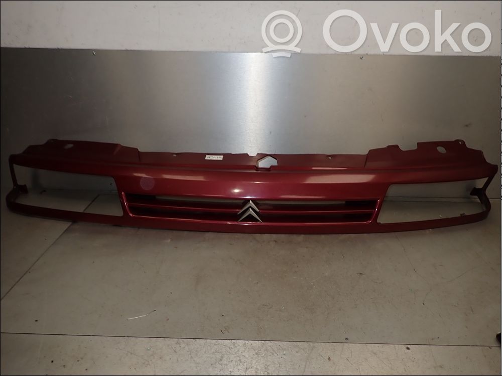 Citroen Evasion Etupuskurin ylempi jäähdytinsäleikkö 