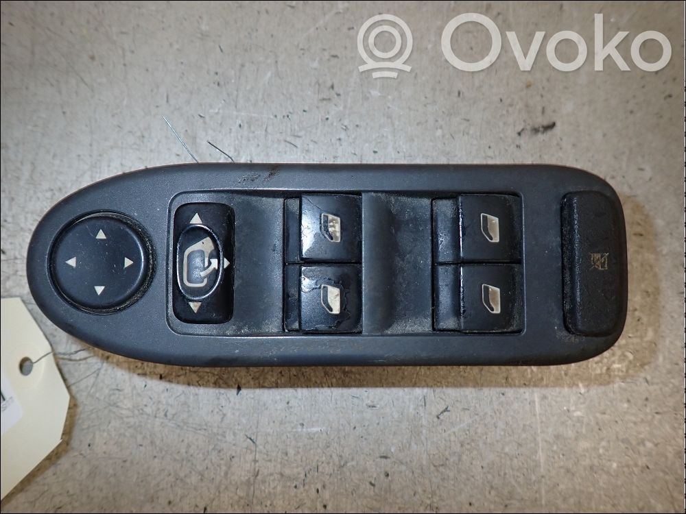Citroen C5 Electric window control switch 