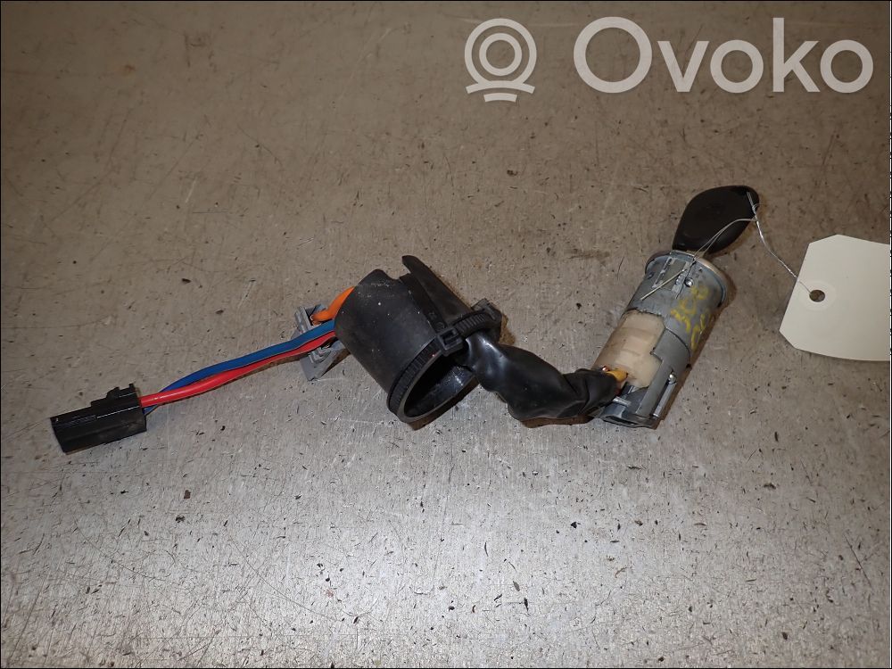 Peugeot 306 Ohjauspyörän lukitus 