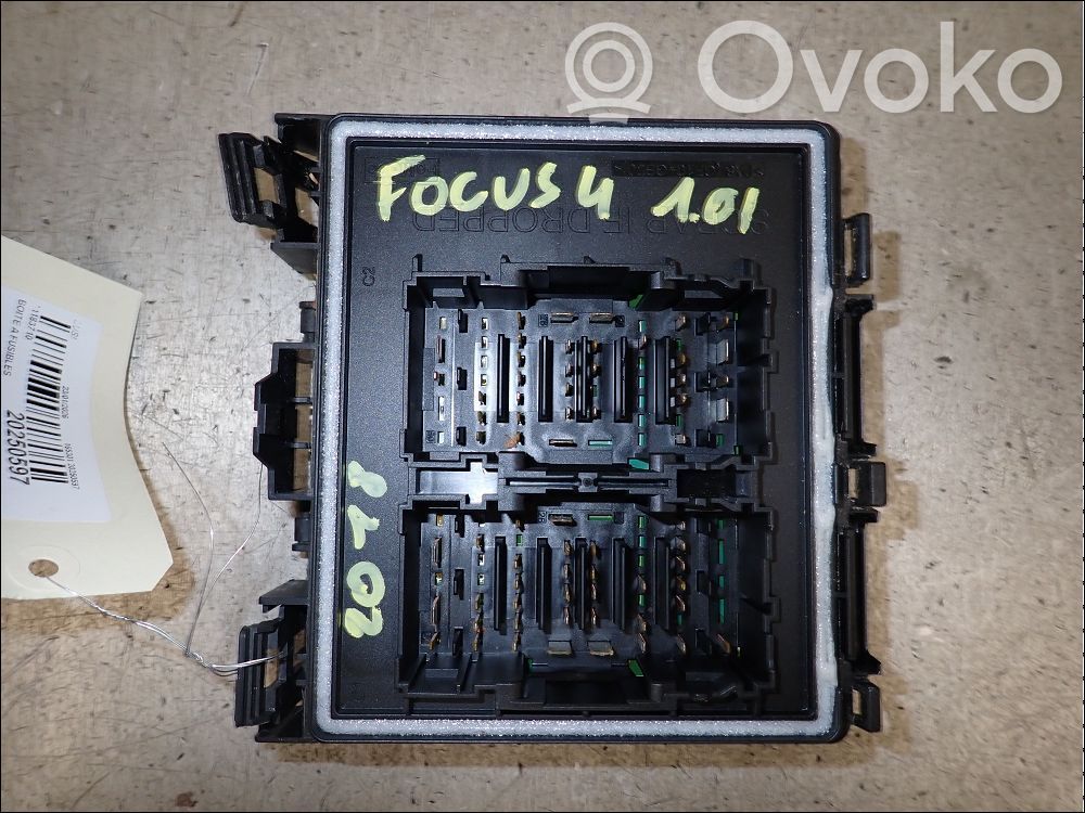 Ford Focus Fuse module 