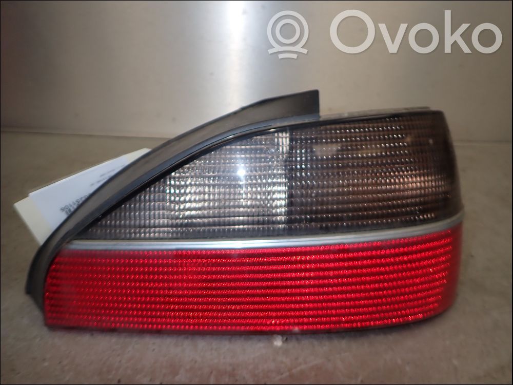 Peugeot 306 Galinis žibintas kėbule 