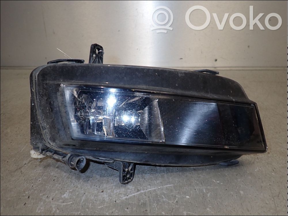 Volkswagen Golf VII Światło przeciwmgłowe przednie 