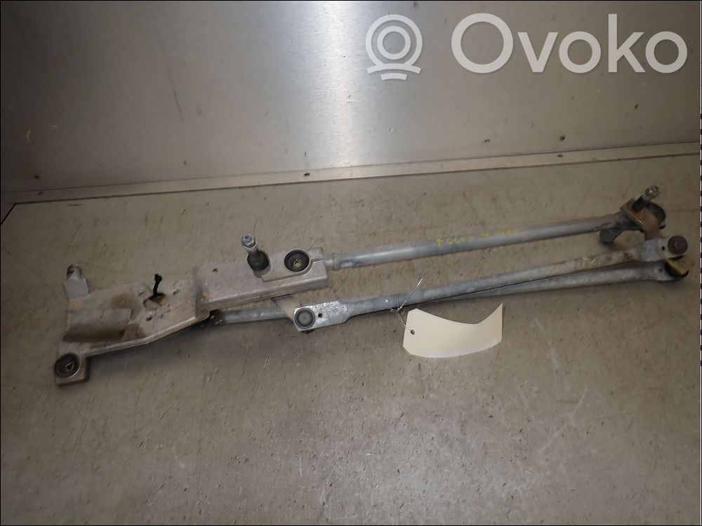 Ford Focus Front wiper linkage 