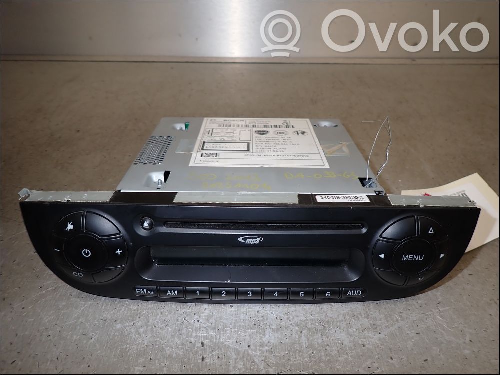 Fiat 500 Radio/CD/DVD/GPS head unit 