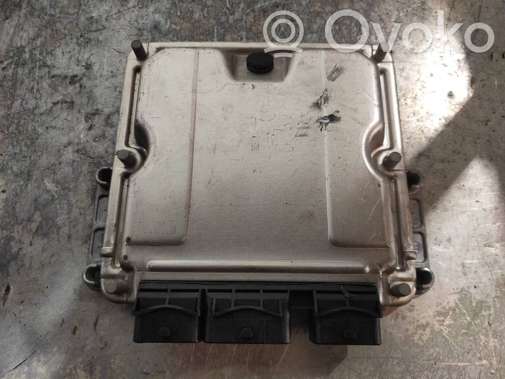 Peugeot 406 Engine control unit/module 
