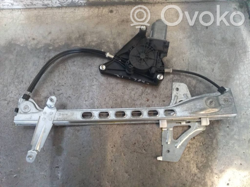 Regulador manual de la ventanilla delantera   698200H031,402663A,430100F0
