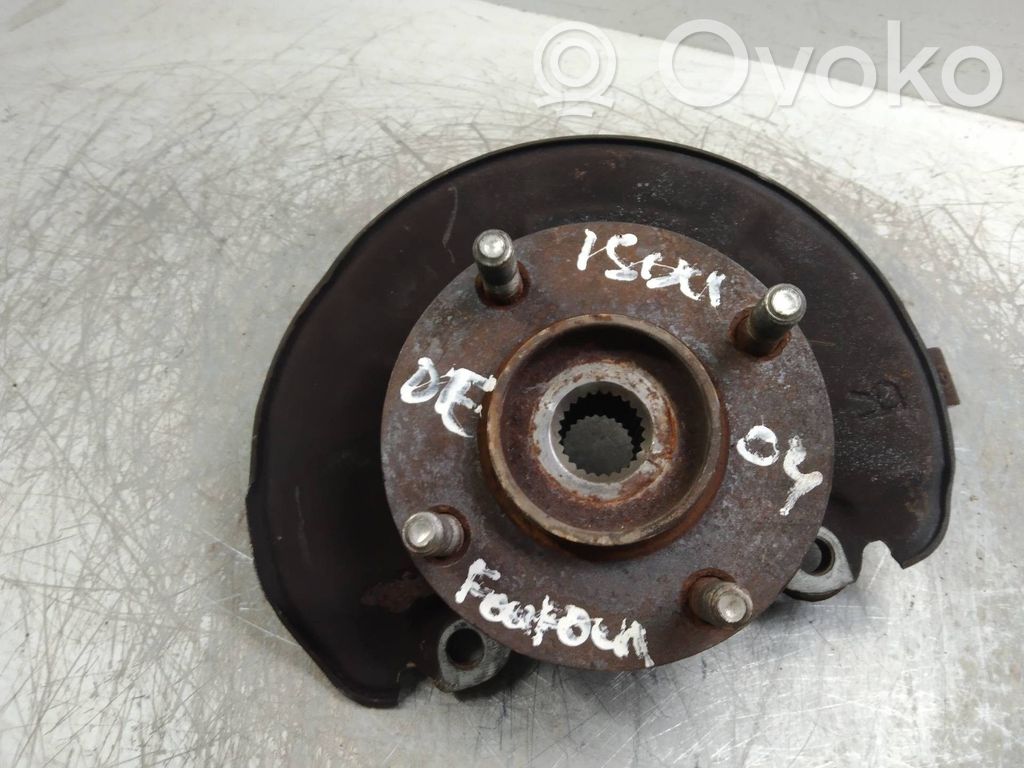 Front wheel hub spindle knuckle
