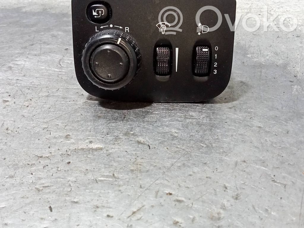 Chevrolet Evanda Panel lighting control switch 