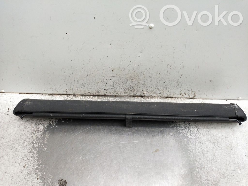 Parcel shelf   8D9861691C