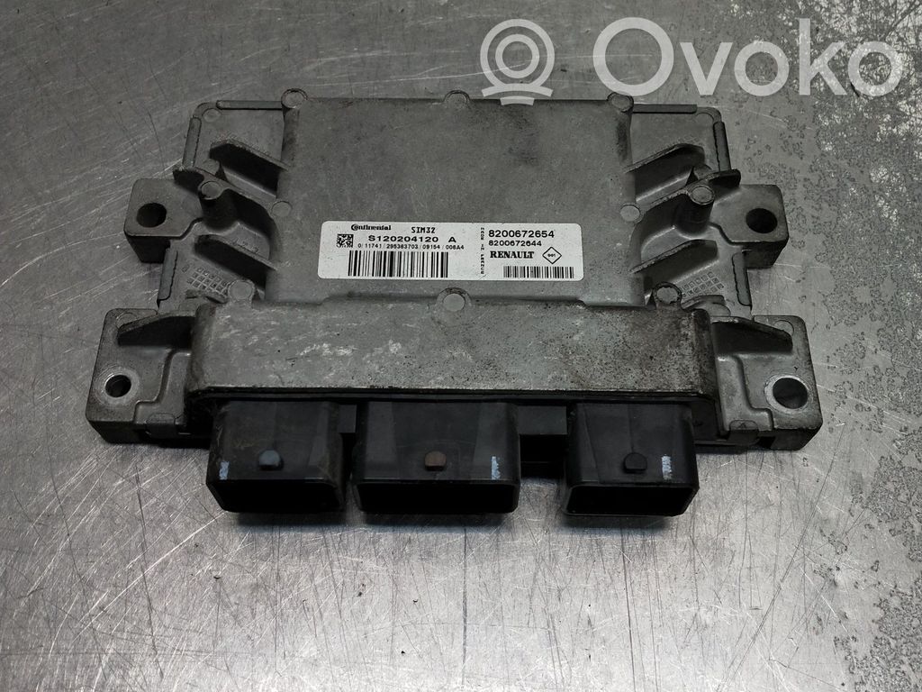 Dacia Sandero Engine control unit/module 
