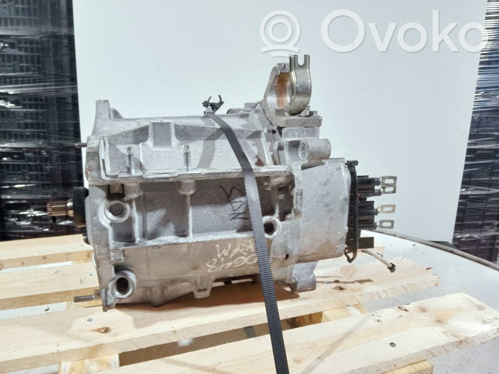 Renault Zoe Двигатель 