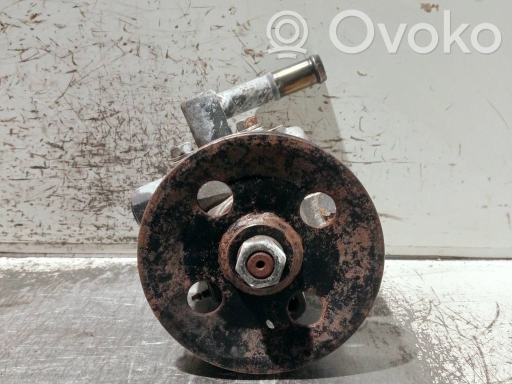 Ohjaustehostimen pumppu   P96398992,12G